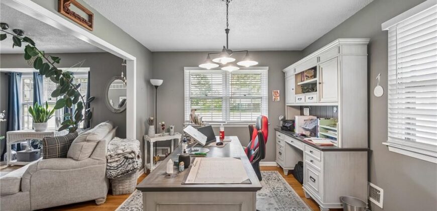 1504 NE 76 Street, Gladstone, MO 64118