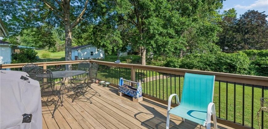1504 NE 76 Street, Gladstone, MO 64118
