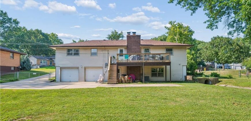 1504 NE 76 Street, Gladstone, MO 64118