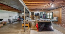 1504 NE 76 Street, Gladstone, MO 64118