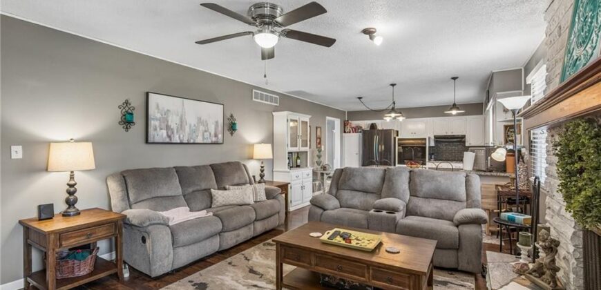 1504 NE 76 Street, Gladstone, MO 64118