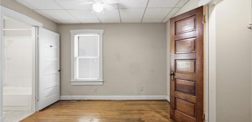 1021 E 23rd Avenue, North Kansas City, MO 64116