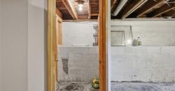 1021 E 23rd Avenue, North Kansas City, MO 64116
