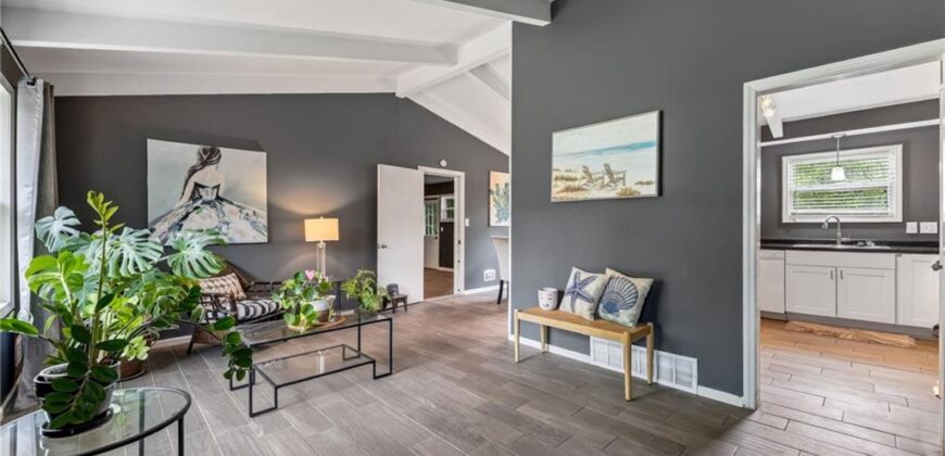 6922 NW 68th Terrace, Kansas City, MO 64152