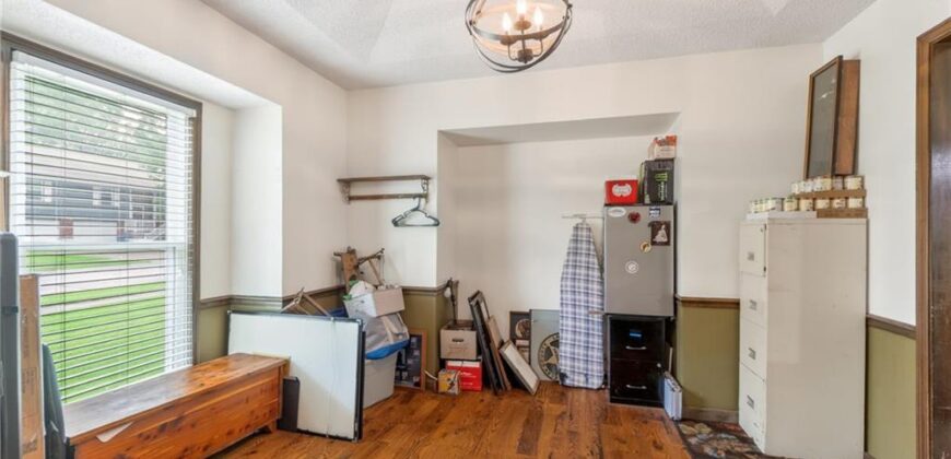 1524 Oxford Court, Liberty, MO 64068