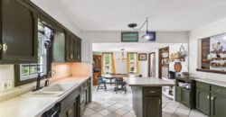 1524 Oxford Court, Liberty, MO 64068