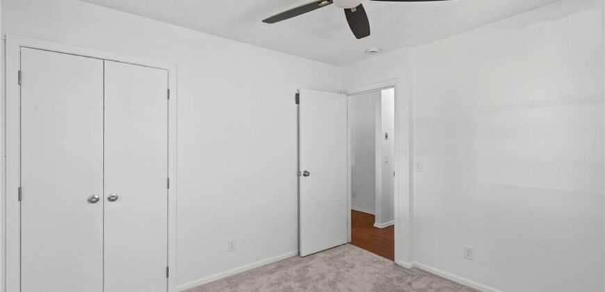 8033 NE San Rafael Drive, Kansas City, MO 64119