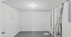 8033 NE San Rafael Drive, Kansas City, MO 64119