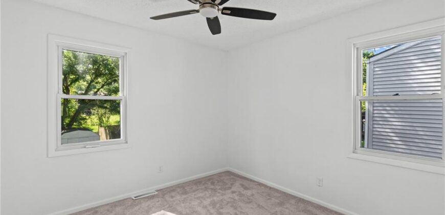 8033 NE San Rafael Drive, Kansas City, MO 64119