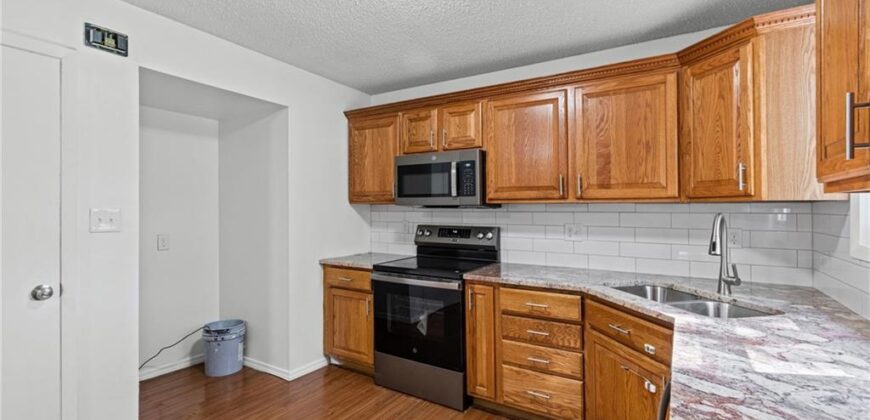 8033 NE San Rafael Drive, Kansas City, MO 64119