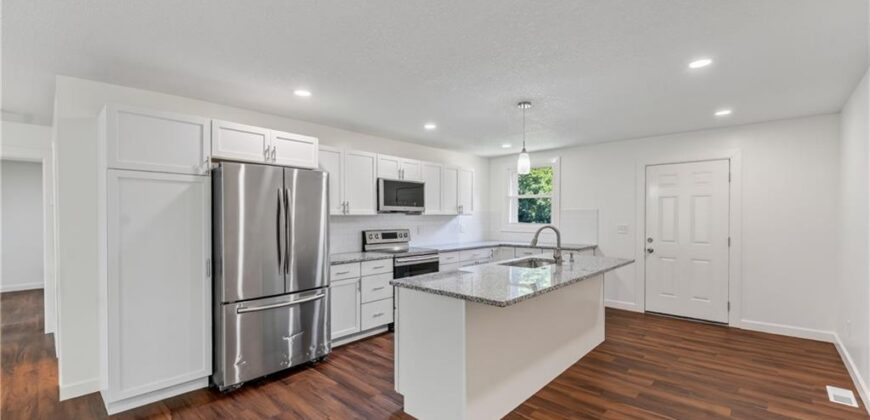 5851 Barnes Avenue, Kansas City, MO 64119
