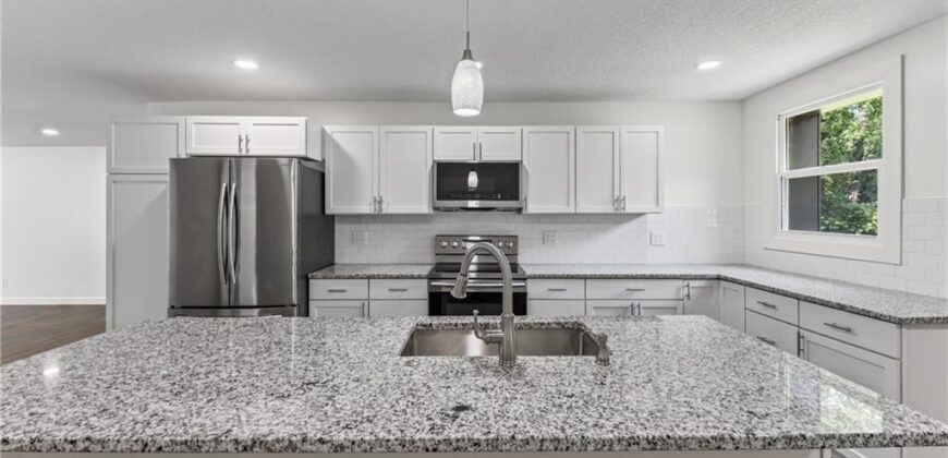 5851 Barnes Avenue, Kansas City, MO 64119