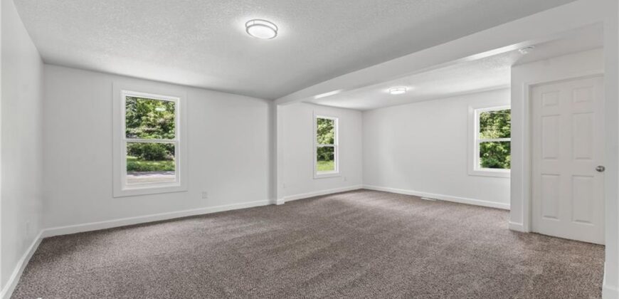 5851 Barnes Avenue, Kansas City, MO 64119