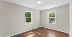 1211 NE 67th Place, Gladstone, MO 64118