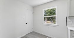 1211 NE 67th Place, Gladstone, MO 64118