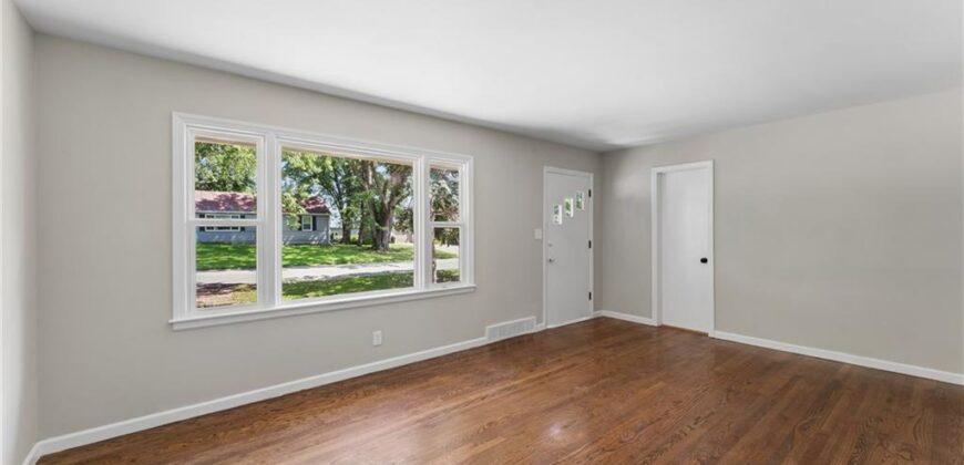 1211 NE 67th Place, Gladstone, MO 64118
