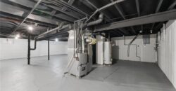 1211 NE 67th Place, Gladstone, MO 64118