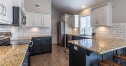 10524 N Randolph Avenue, Kansas City, MO 64157