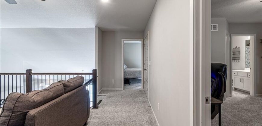 10524 N Randolph Avenue, Kansas City, MO 64157