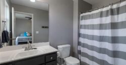 10524 N Randolph Avenue, Kansas City, MO 64157