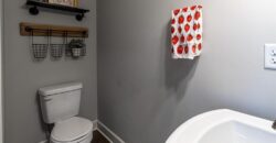 10524 N Randolph Avenue, Kansas City, MO 64157