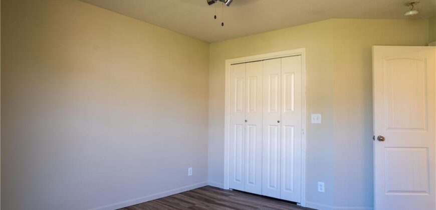 10760 N Laurel Avenue, Kansas City, MO 64157
