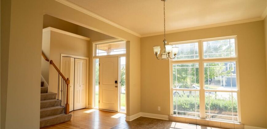 10760 N Laurel Avenue, Kansas City, MO 64157