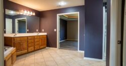 10760 N Laurel Avenue, Kansas City, MO 64157