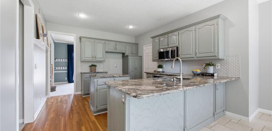 5404 Meadow Lake N/A, Parkville, MO 64152
