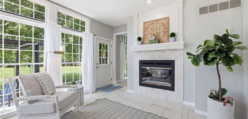 5404 Meadow Lake N/A, Parkville, MO 64152