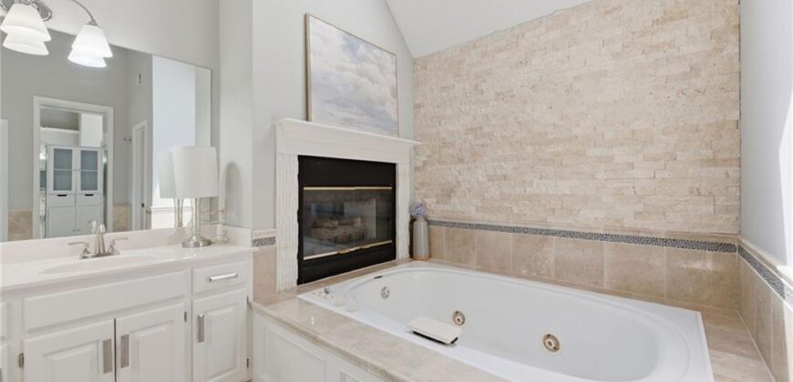 5404 Meadow Lake N/A, Parkville, MO 64152