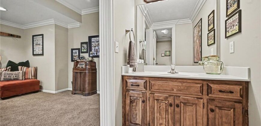 4808 NE. 137th Street, Smithville, MO 64089