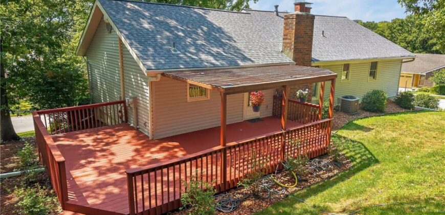 7401 N Strathbury Avenue, Kansas City, MO 64151