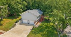 7401 N Strathbury Avenue, Kansas City, MO 64151