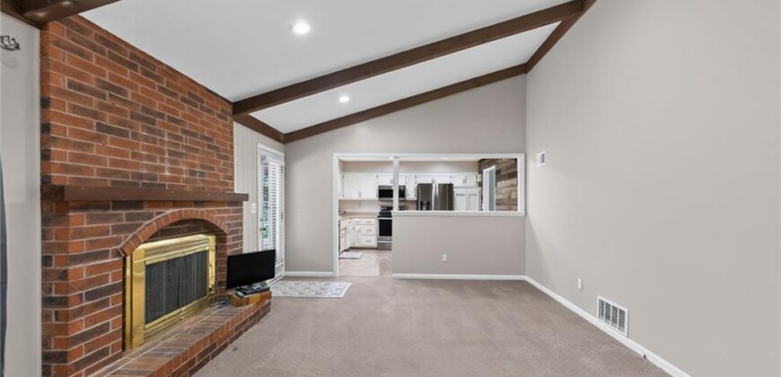 7401 N Strathbury Avenue, Kansas City, MO 64151