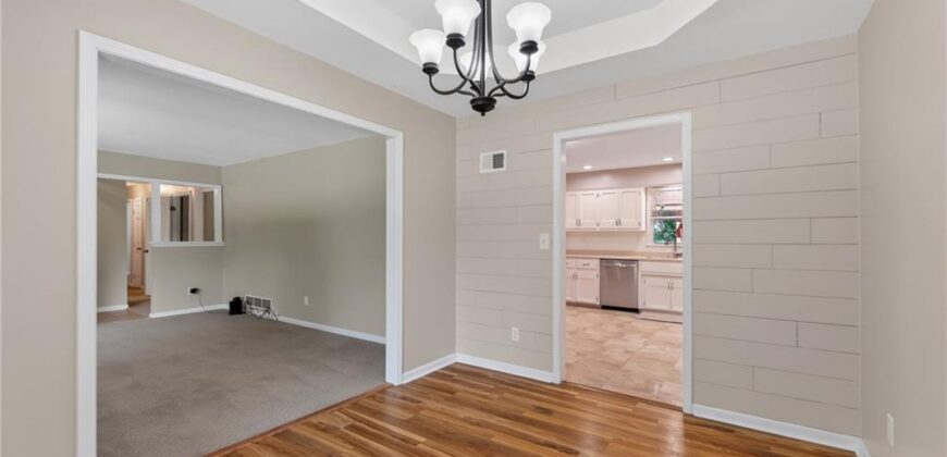 7401 N Strathbury Avenue, Kansas City, MO 64151