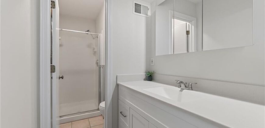 7401 N Strathbury Avenue, Kansas City, MO 64151