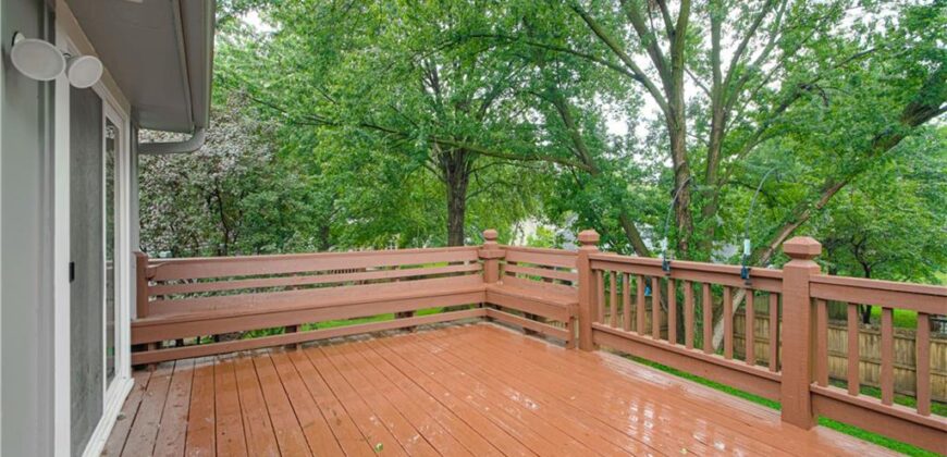 5624 N Gladstone Place, Gladstone, MO 64119