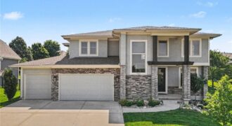 9543 N Kentucky Avenue, Kansas City, MO 64157