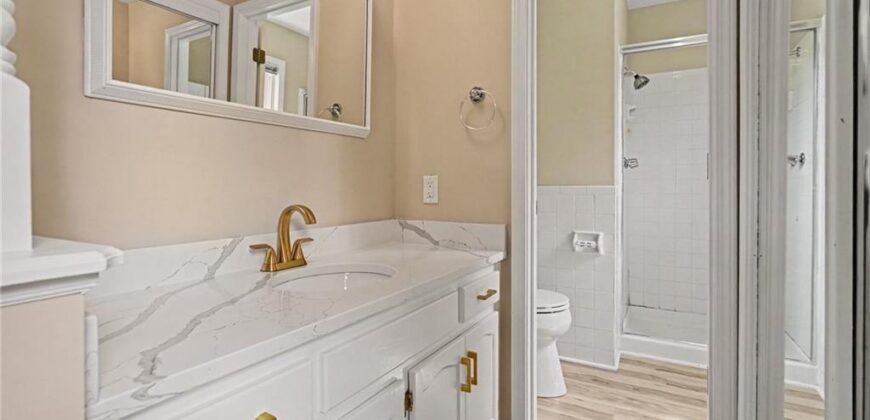 4905 NW 67th Street, Kansas City, MO 64151