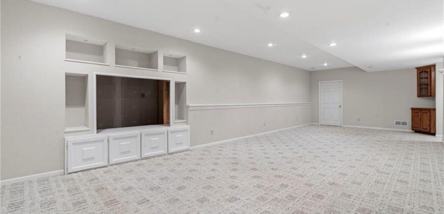 7706 N Montgall Avenue, Kansas City, MO 64119