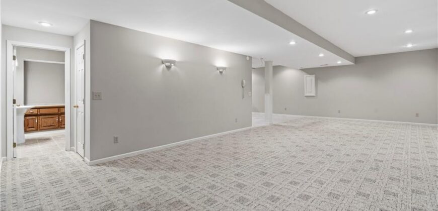 7706 N Montgall Avenue, Kansas City, MO 64119