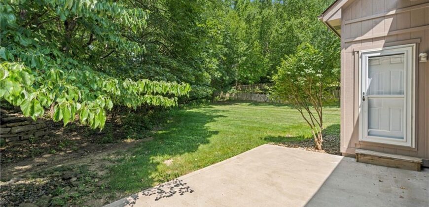 7706 N Montgall Avenue, Kansas City, MO 64119