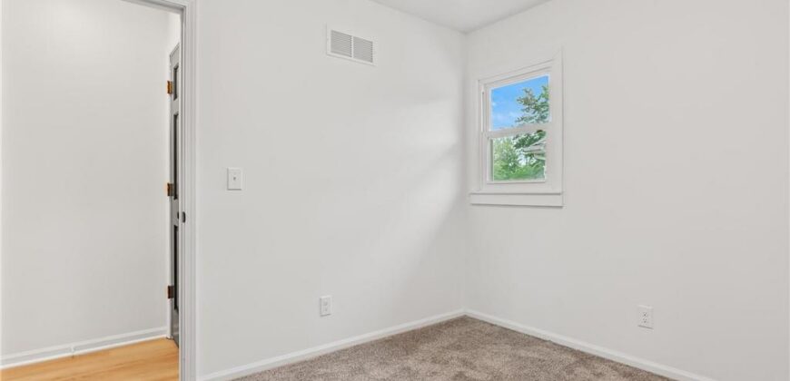1229 Michele Drive, Excelsior Springs, MO 64024