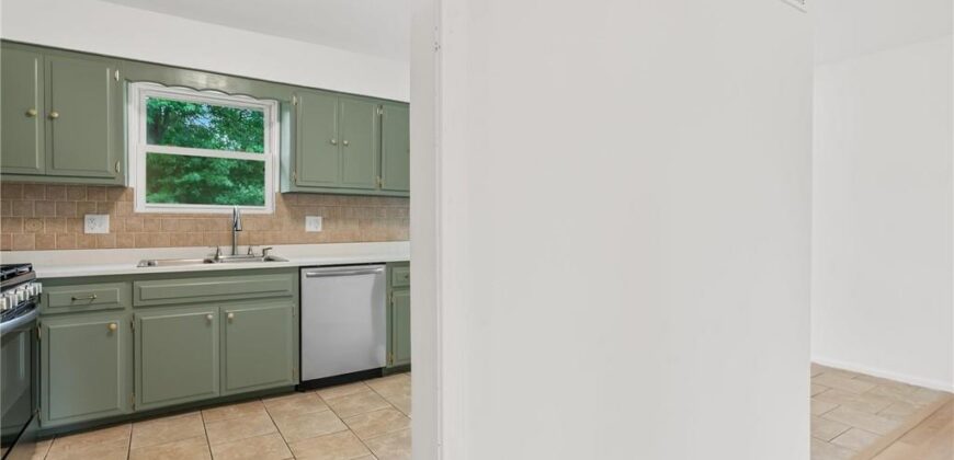 1229 Michele Drive, Excelsior Springs, MO 64024