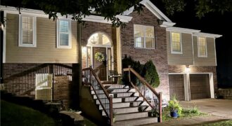 10916 N OXFORD Avenue, Kansas City, MO 64157