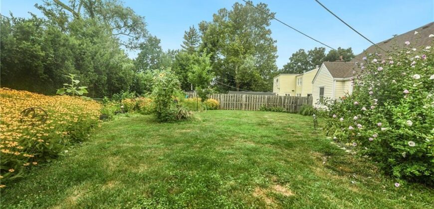 415 NE Moreland Drive, Oakwood Park, MO 64118