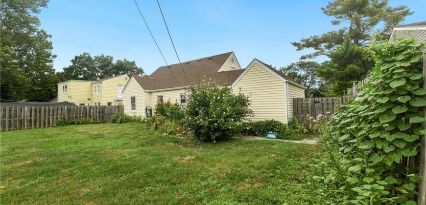 415 NE Moreland Drive, Oakwood Park, MO 64118