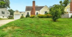 415 NE Moreland Drive, Oakwood Park, MO 64118