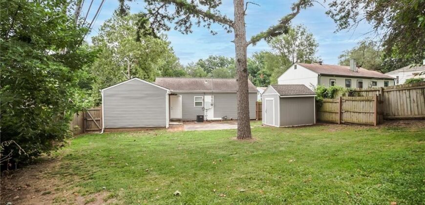 4552 N Locust Street, Kansas City, MO 64116
